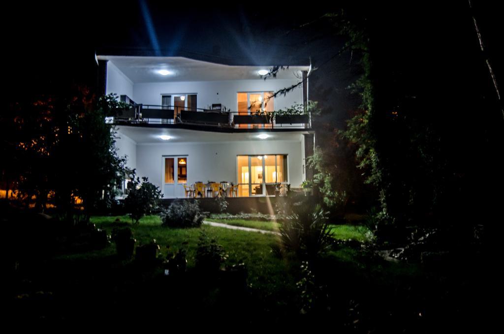 Neli & Zaal Guest House Telavi Exteriér fotografie